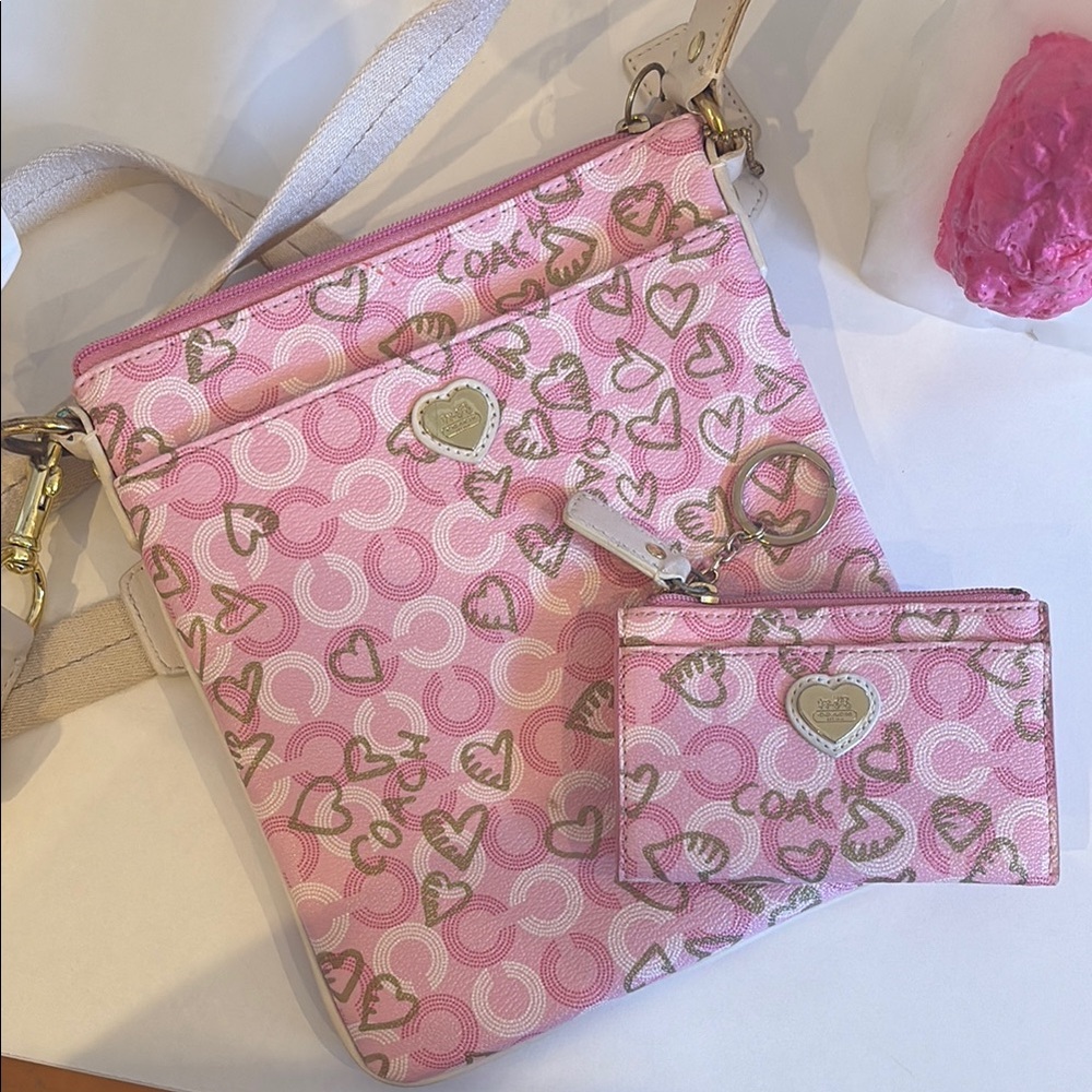 Adorable Coach shoulder bag and matching wallet! Sweet Pink!